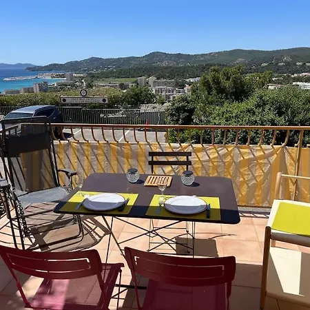 Studio Vue Mer Avec Piscine Le Lavandou